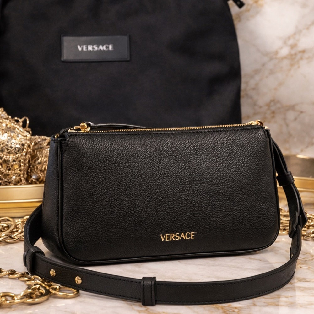 Versace Grained Calfskin Leather Shoulder Bag with Gold Medusa - Picture 3 of 17